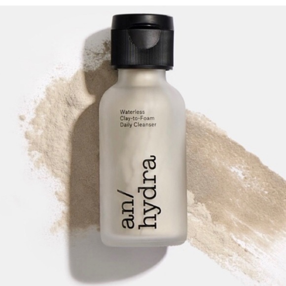 Waterless Clay to Foam Daily Cleanser - Picture 8 of 9